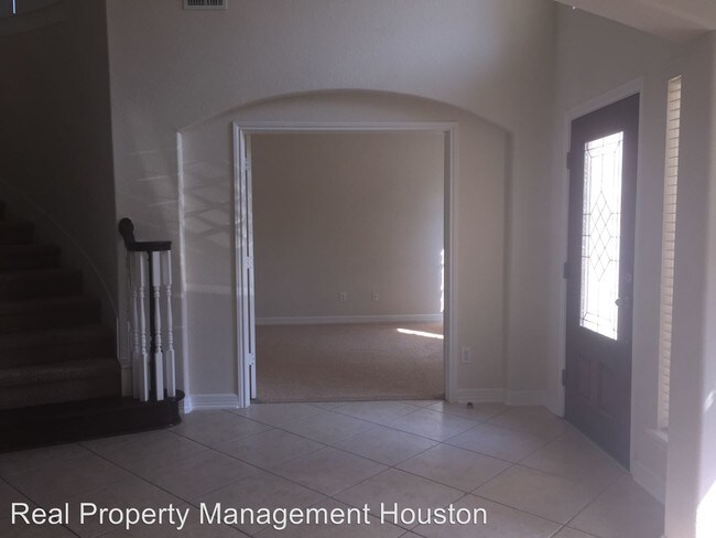 Foto del edificio - 14207 Parable Ln