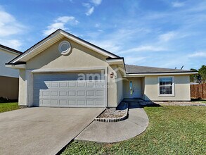 Building Photo - 9311 Thunderbolt Dr