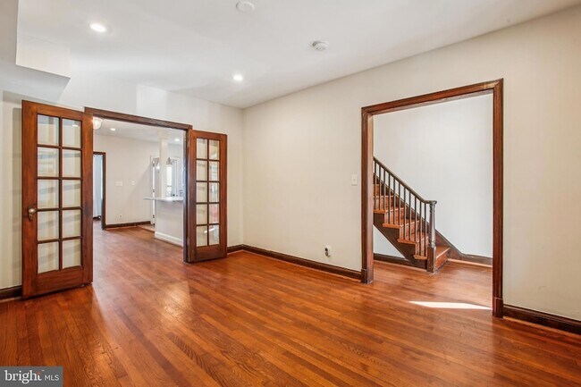 Foto del edificio - 1618 D St NE