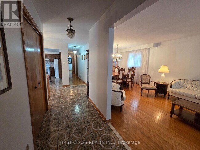 Photo du bâtiment - 1622 Anworld Ct