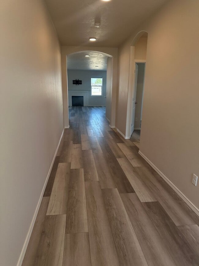 Building Photo - New Construction Home For Rent. Ready Now!