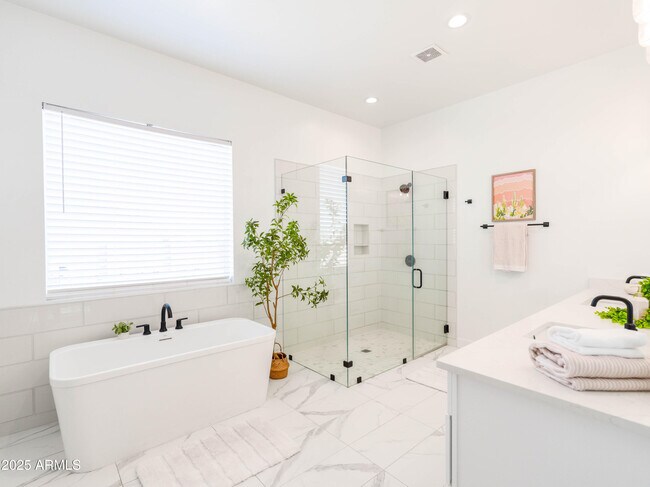 Foto del edificio - 28143 N QUINTANA Pl