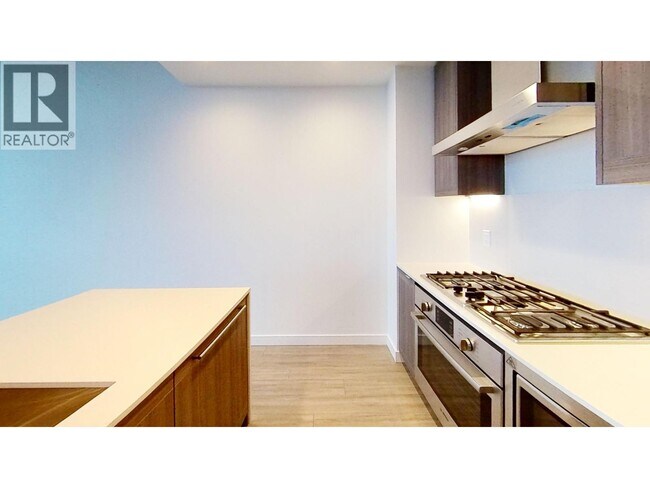 Photo du bâtiment - 2311 Beta Ave