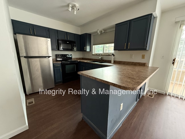 Building Photo - 1818 S Quebec Way
