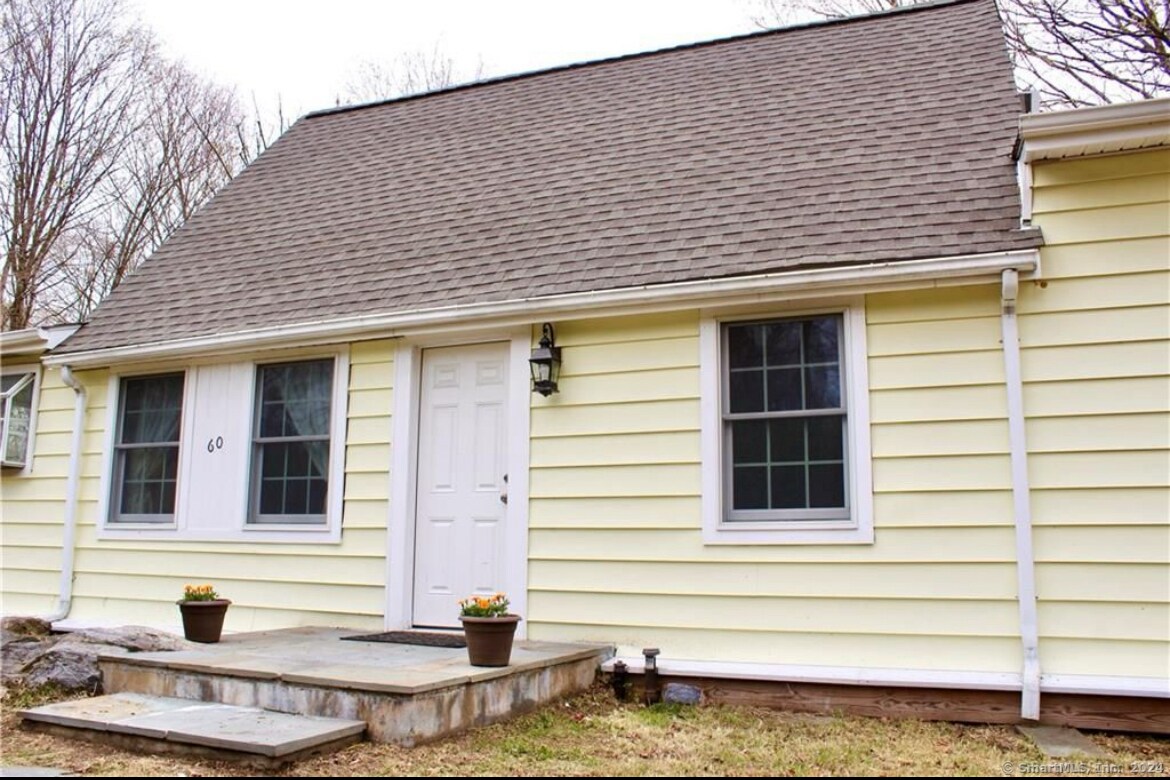 Primary Photo - 60 Fairfield Dr