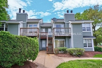 Building Photo - 5380 Bedford Terrace