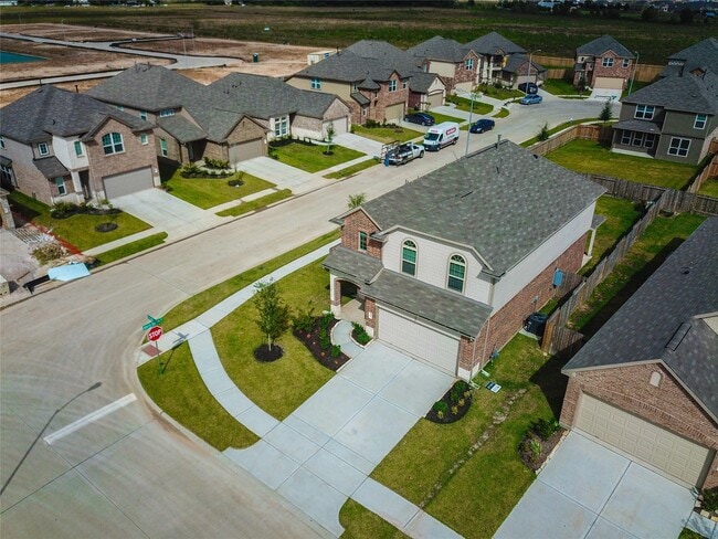 Building Photo - 3542 Vivaldi Dr