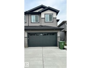 Building Photo - 3922 40 Ave