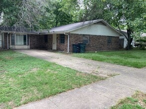 Building Photo - 1814 Gaynor Dr