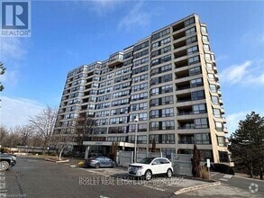 Building Photo - 3-PH3 Towering Heights Blvd