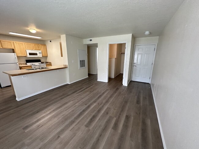 Foto del edificio - "Modern 2-Bed, 2-Bath Retreat in Boise's Heart – 985 Sq Ft of Pure Comfort!"
