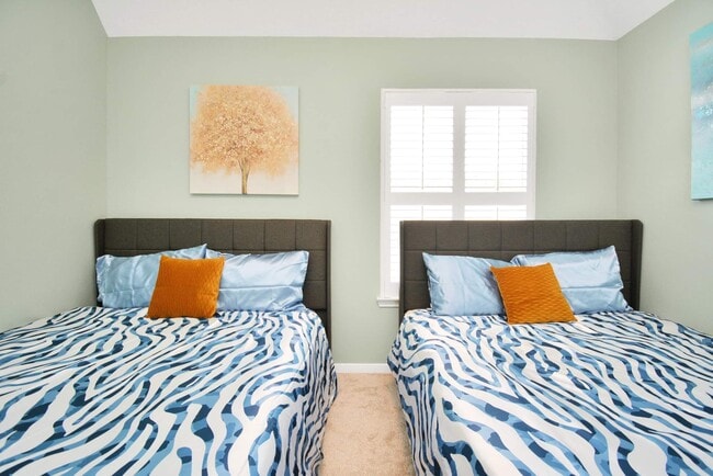 Building Photo - 11106 Oak Mesa Ct