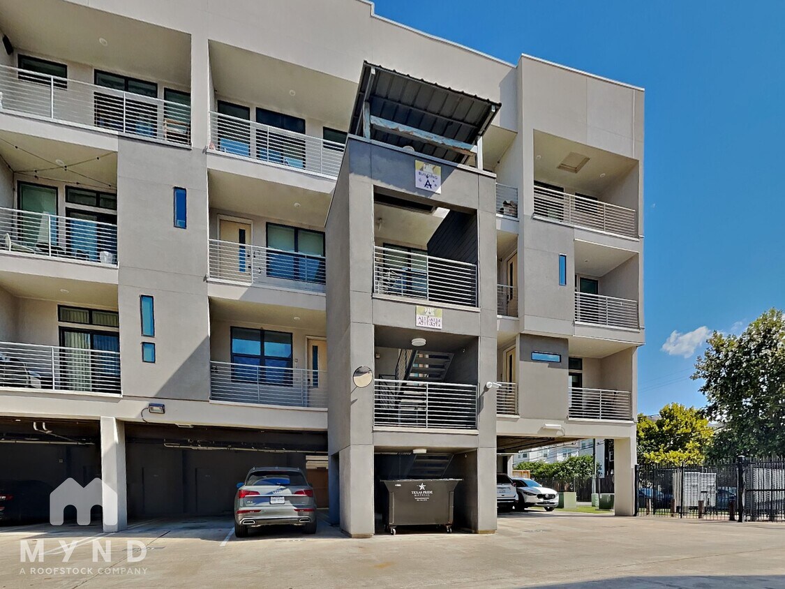 Foto principal - 2401 Crawford St