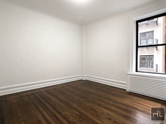 Foto del edificio - WEST 72 STREET