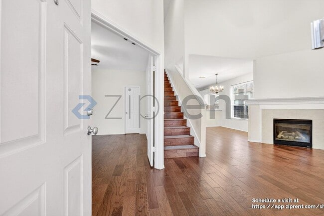 Foto del edificio - 11272 Chaucer Dr