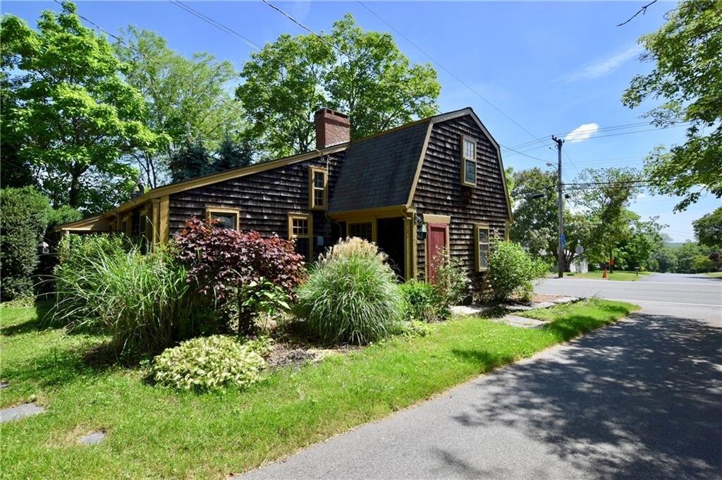 Foto principal - 3146 E Main Rd