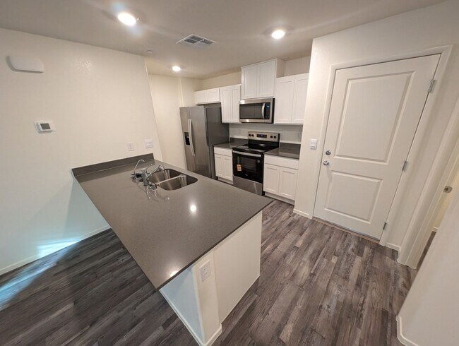 Foto del edificio - 5018 Sage Mesa Ave