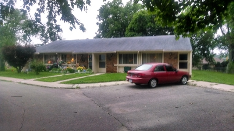Primary Photo - Rainbow Village Apartments