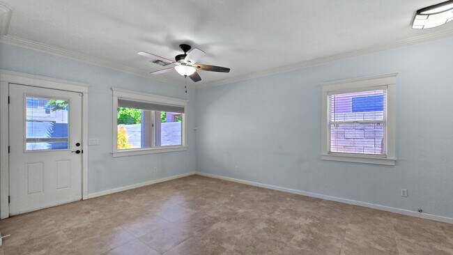 Foto del edificio - 14354 W Weldon Ave