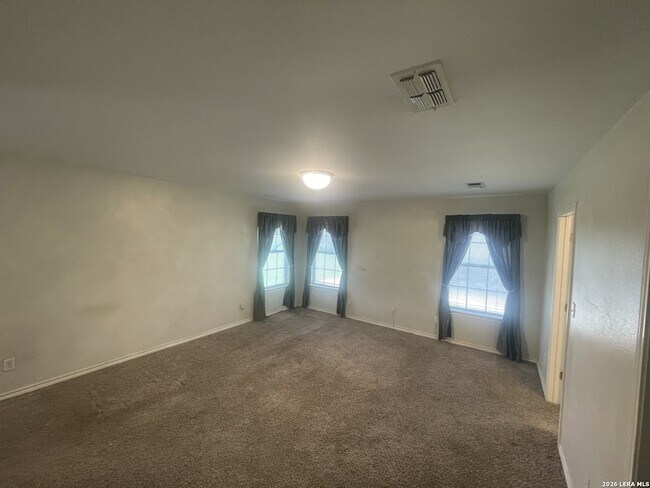 Foto del edificio - 4601 S Old Bastrop Hwy
