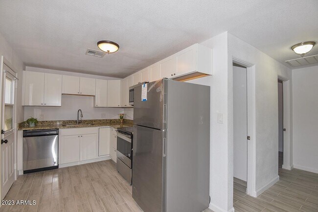 Foto del edificio - 4716 N 9th St