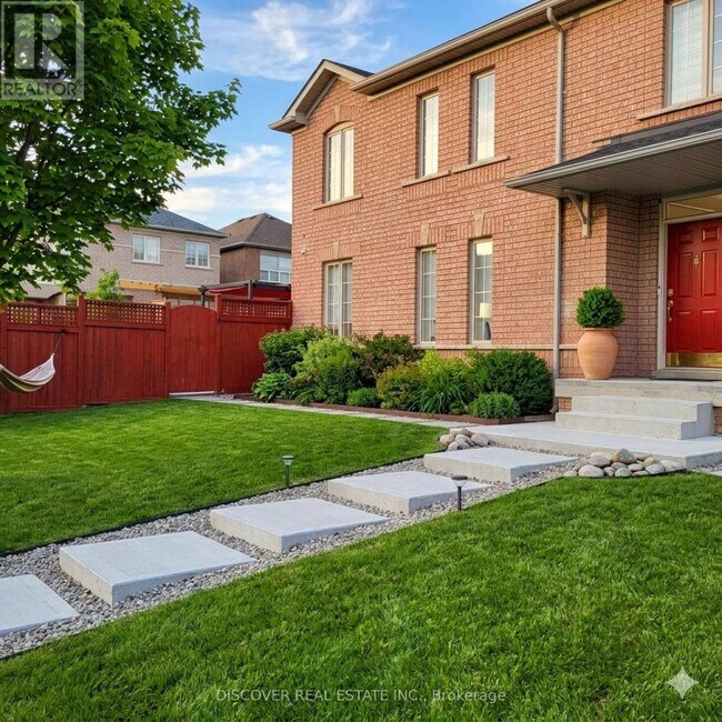 Building Photo - 5806 Rainberry Dr