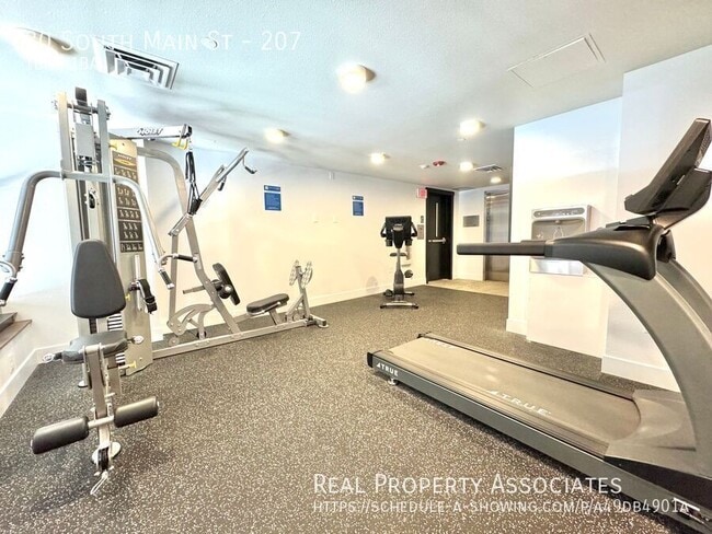 Building Photo - 80 South Main St