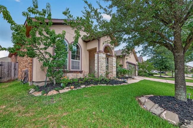 Building Photo - 18719 Evanhale Bend Dr