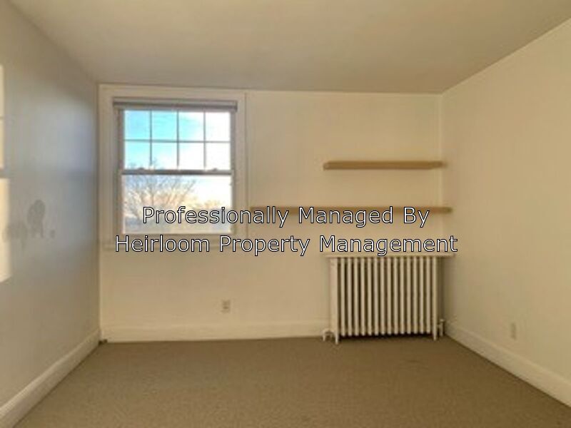 Primary Photo - 1417 E 1st St