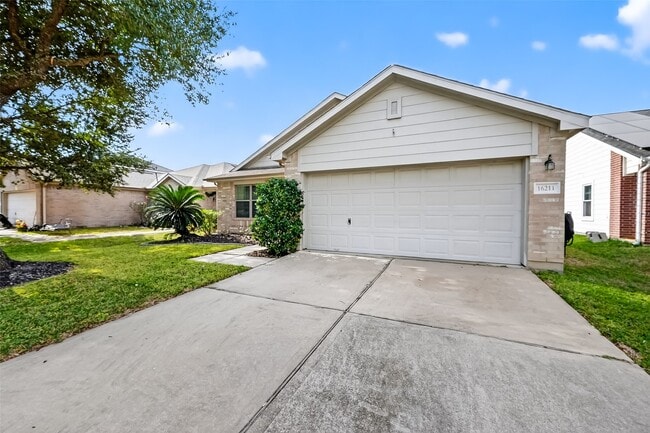 Foto del edificio - 16211 Cole Bridge Ln