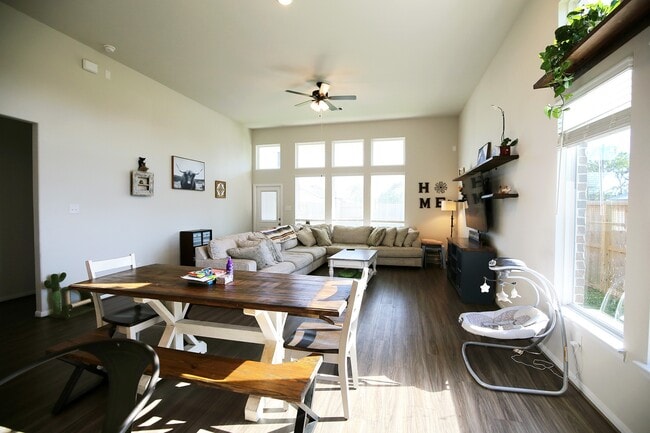 Building Photo - 12139 Wooden Mill Ln