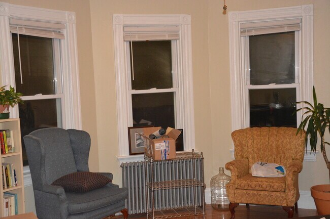 Living Room - 16 Tecumseh Street