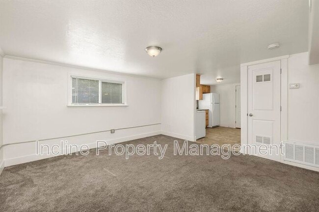 Building Photo - 794 W 500 N