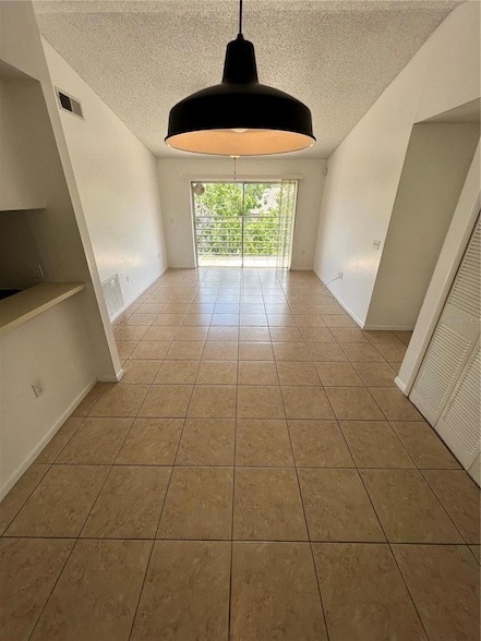 Building Photo - 5226 Via Hacienda Cir