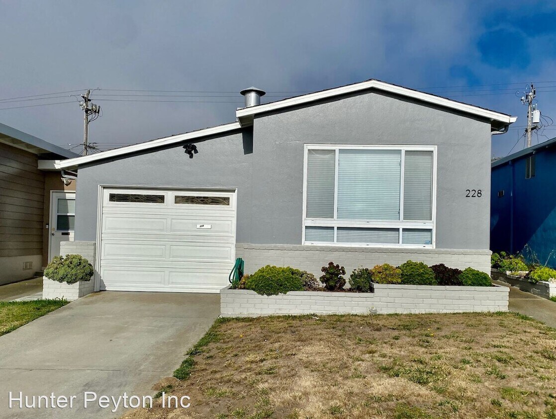 4 br, 2 bath House 228 Mariposa Ave House Rental in Daly City, CA