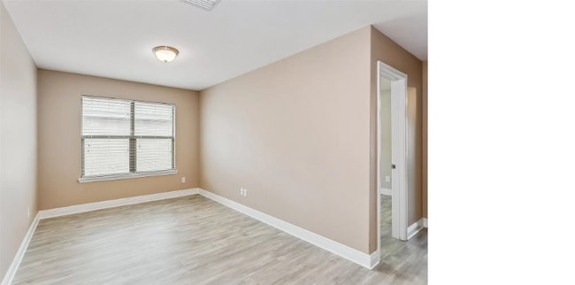 Building Photo - 3821 Weatherstone Cir