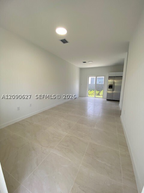Foto del edificio - 855 SW 1st St