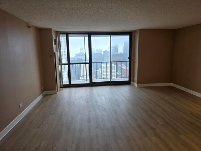 Foto del edificio - 10 E Ontario St