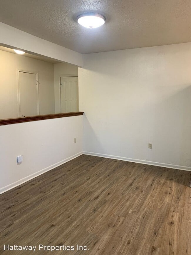 Building Photo - 3 br, 2 bath House - 2211 Lamplight