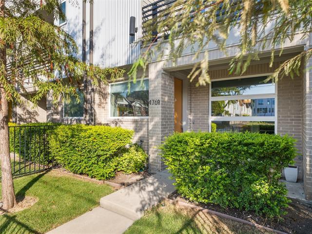 Foto del edificio - 4769 Asher Pl