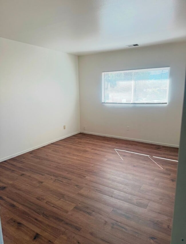 Foto del edificio - Charming 2 Bedroom, 1 Bathroom Home