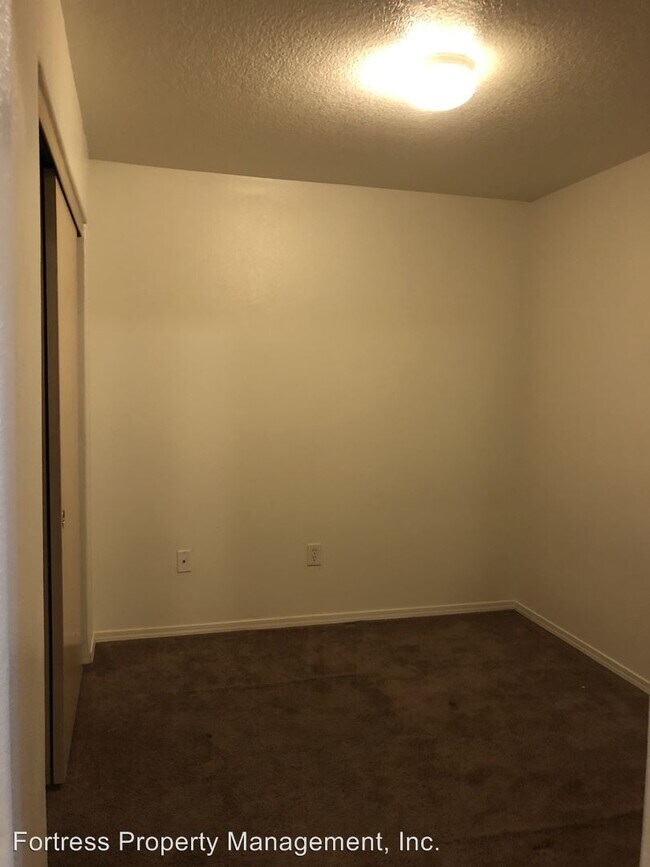 Foto del edificio - 8423 NE Russell St