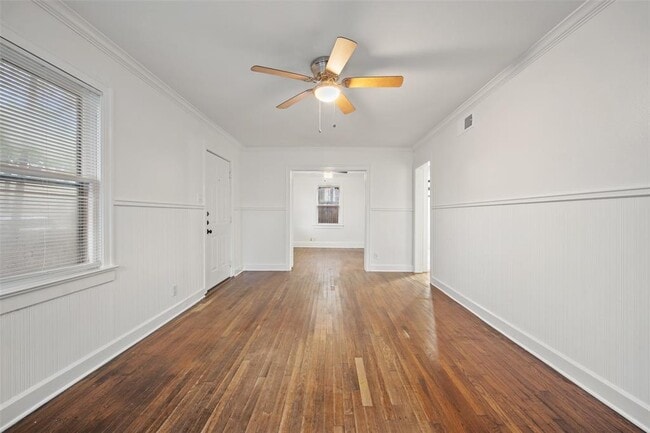 Building Photo - 4605 Harmon Ave