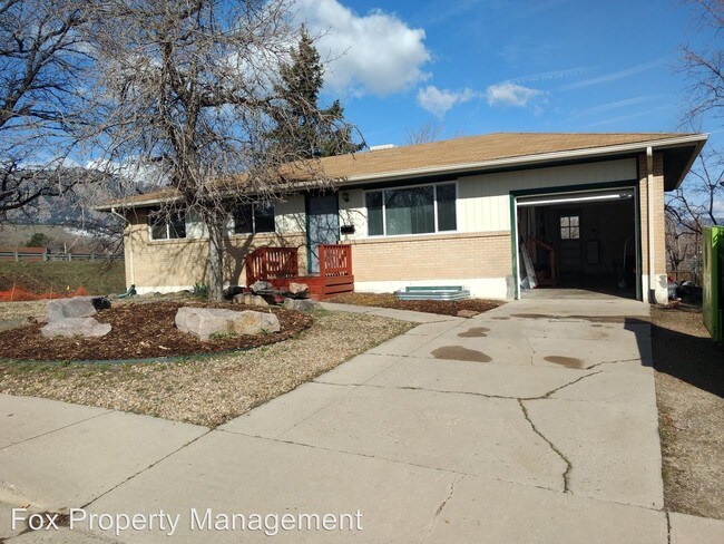 Foto del edificio - 4305 Brookfield Dr