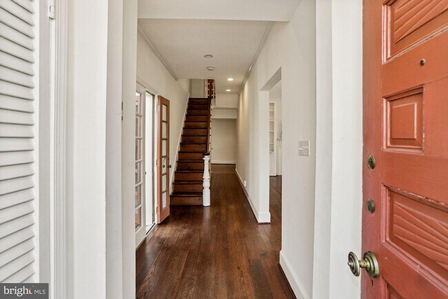 Foto del edificio - 1537 33rd St NW