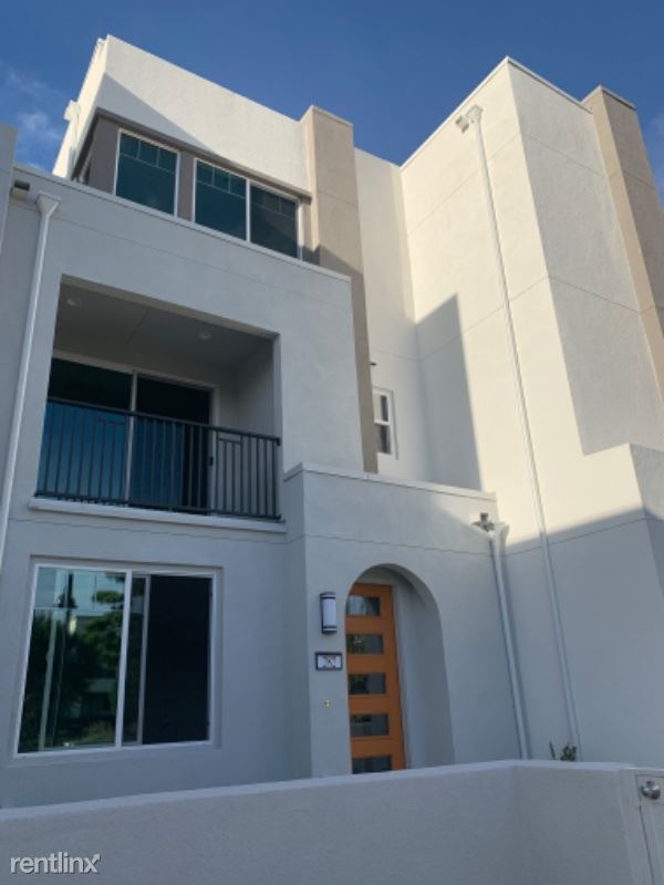 Primary Photo - 2 br, 2.5 bath Townhome - 282 Novel