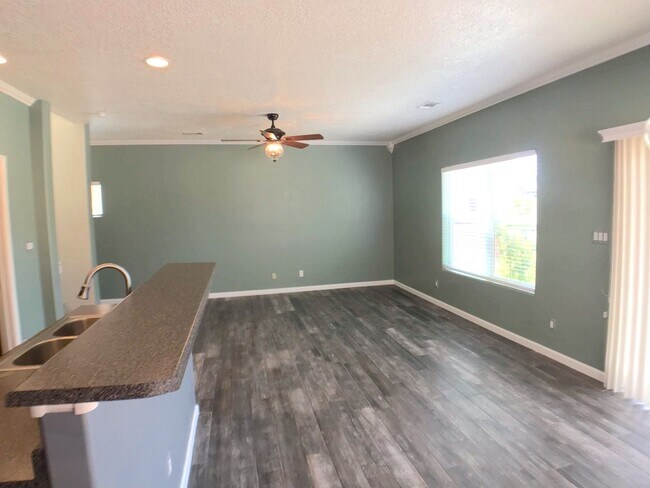 Building Photo - Modern 3 bedroom in Tierra Oeste neighborhood. NW ABQ close to I-40.