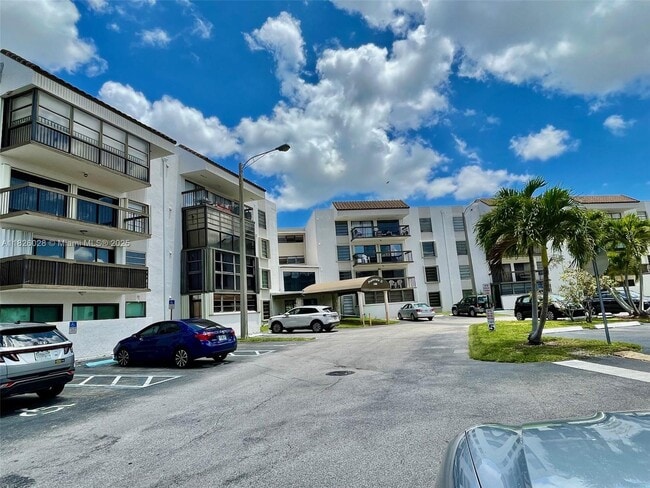 Building Photo - 1300 SW 122nd Ave