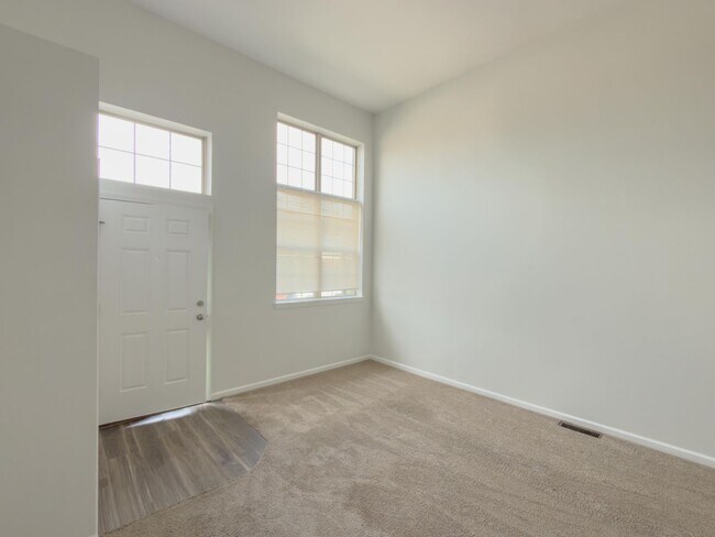 Foto del edificio - 4306 Maple St