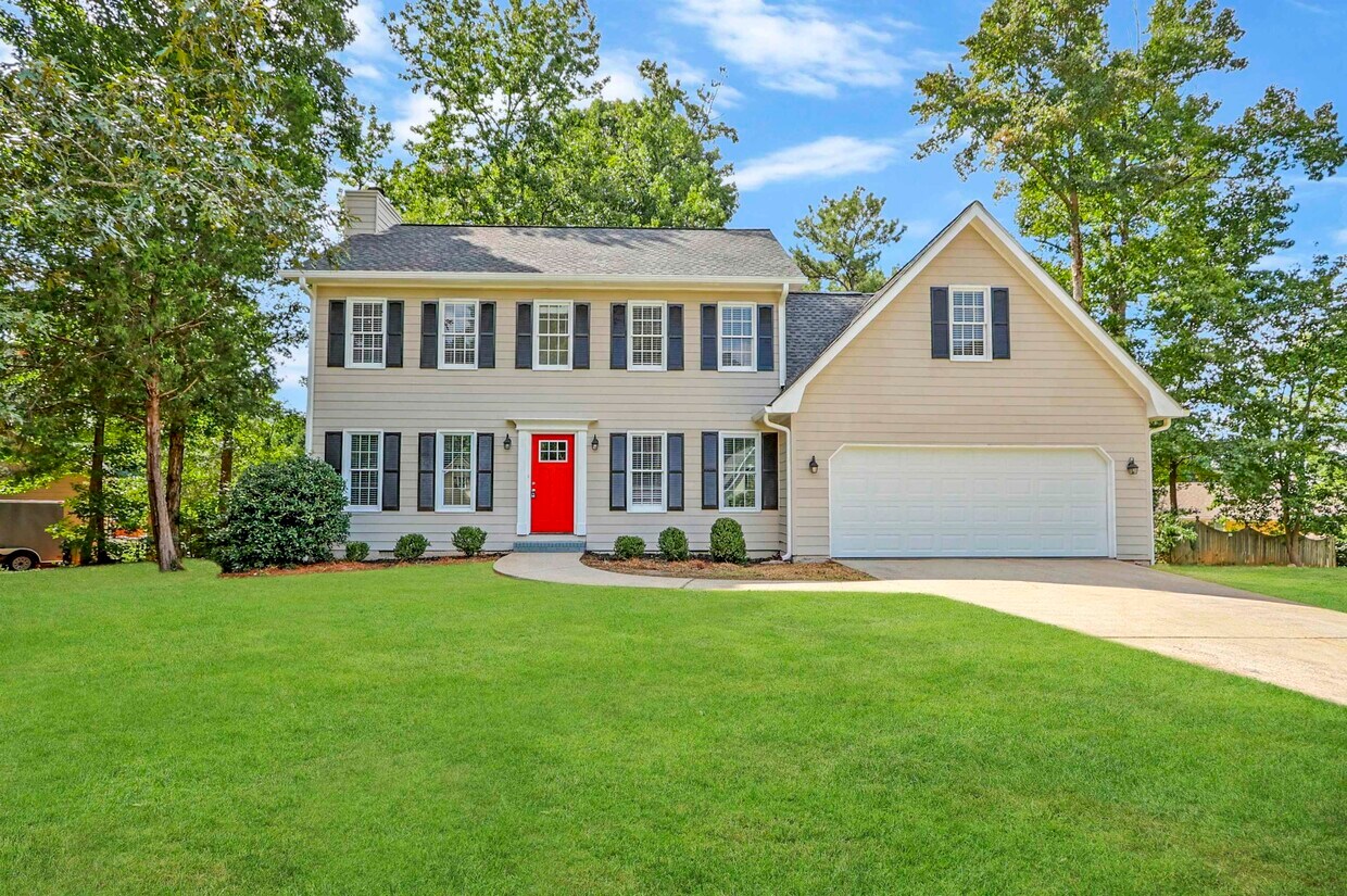 Primary Photo - 300 Birch Creek Cir